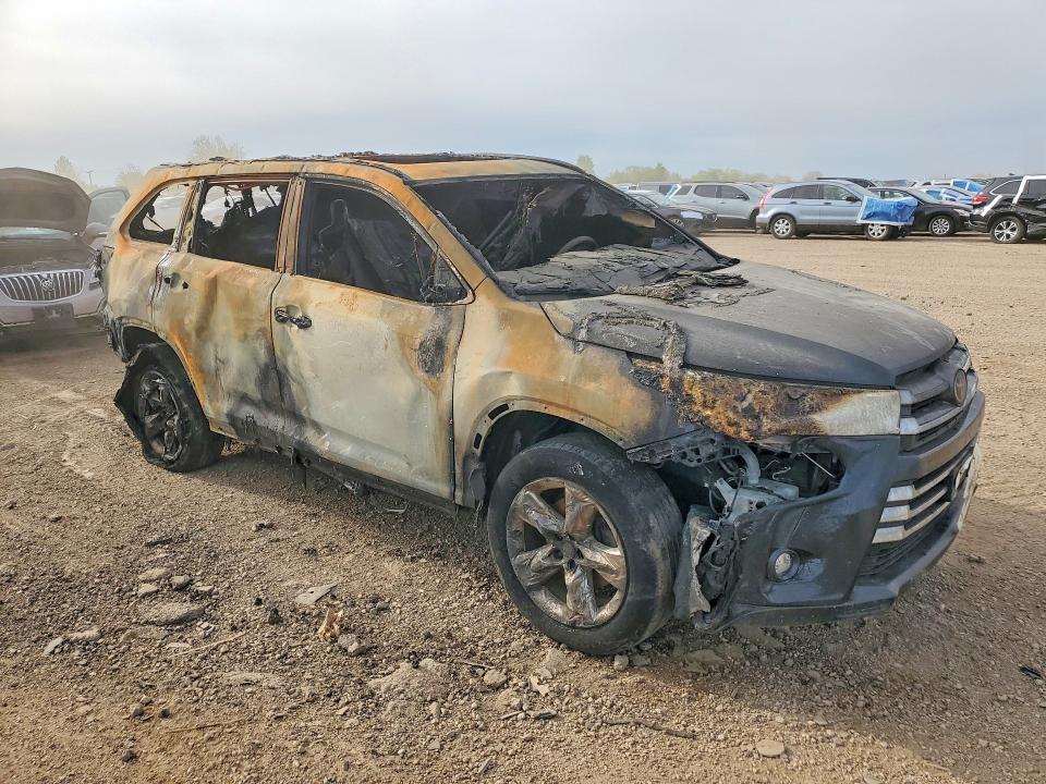 2019 Toyota Highlander მანქანა იყიდება აუქციონზე, vin: 5TDDZRFH7KS922614, აუქციონის ნომერი: 52348366
