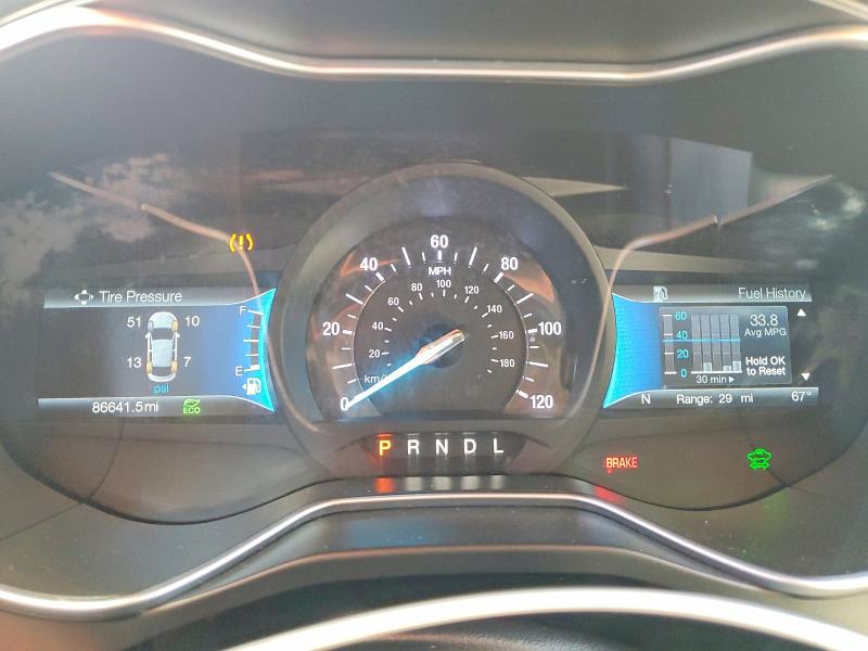 53828306 :رقم المزاد ، 3FA6P0RU9JR245477 vin ، 2018 Ford Fusion مزاد بيع