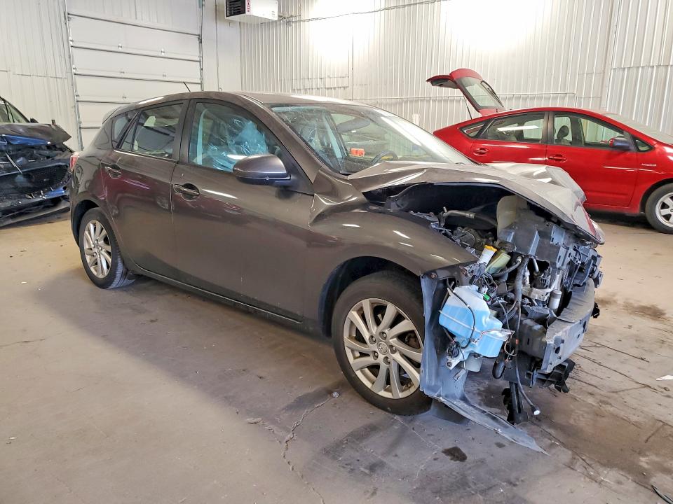53053076 :رقم المزاد ، JM1BL1L83C1694611 vin ، 2012 Mazda 3 مزاد بيع