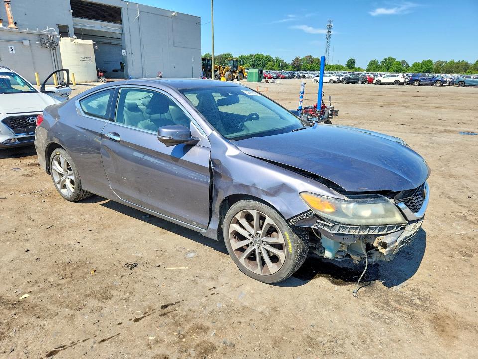 53896876 :رقم المزاد ، 1HGCT2A8XFA002282 vin ، 2015 Honda Accord مزاد بيع