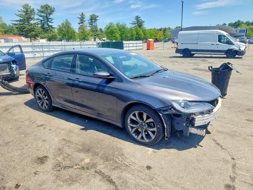 54121706 :رقم المزاد ، 1C3CCCDG1FN624158 vin ، 2015 Chrysler 200 مزاد بيع