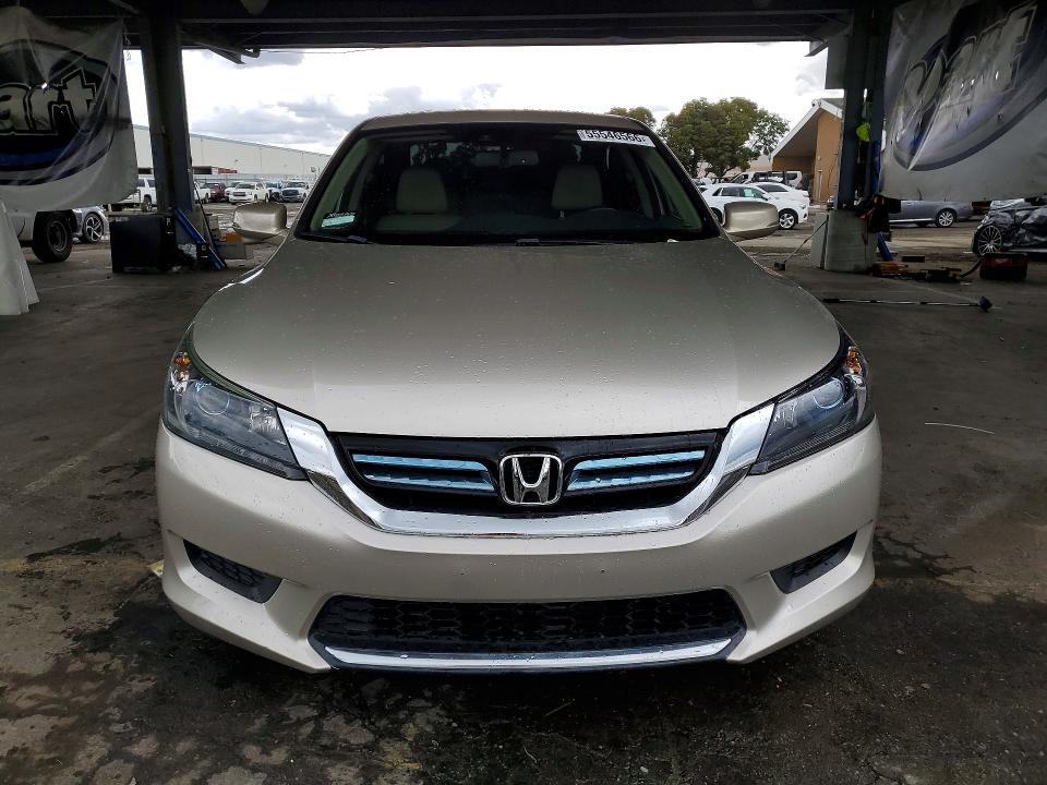 Продажа на аукционе авто 2015 Honda Accord, vin: 1HGCR6F57FA010067, номер лота: 55546566