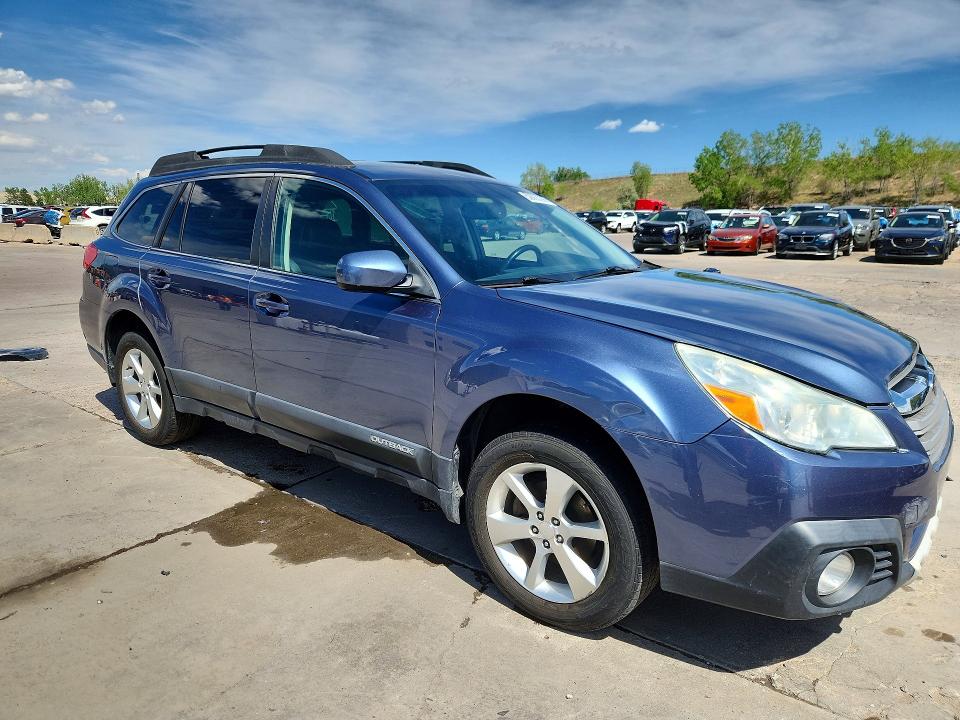 52063296 :رقم المزاد ، 4S4BRCLC9D3226477 vin ، 2013 Subaru Outback مزاد بيع
