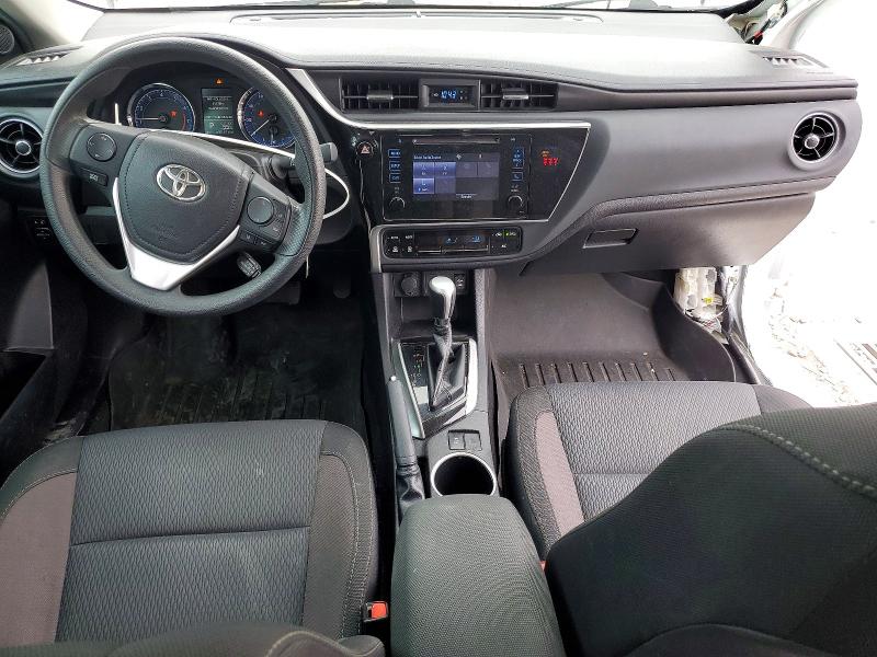 Продаж на аукціоні авто 2018 Toyota Corolla, vin: 2T1BURHE5JC000679, номер лоту: 53881016
