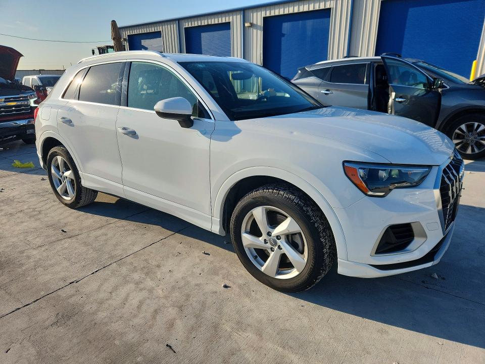 Продажа на аукционе авто 2020 Audi Q3, vin: WA1AECF35L1032265, номер лота: 54914076