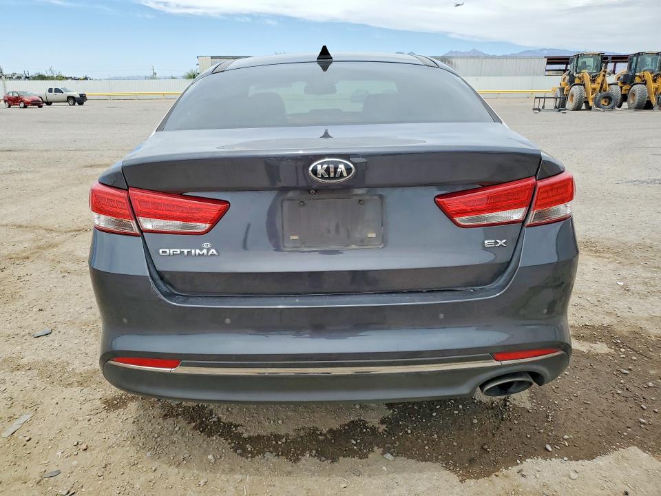 54304496 :رقم المزاد ، 5XXGU4L34JG225652 vin ، 2018 Kia Optima مزاد بيع