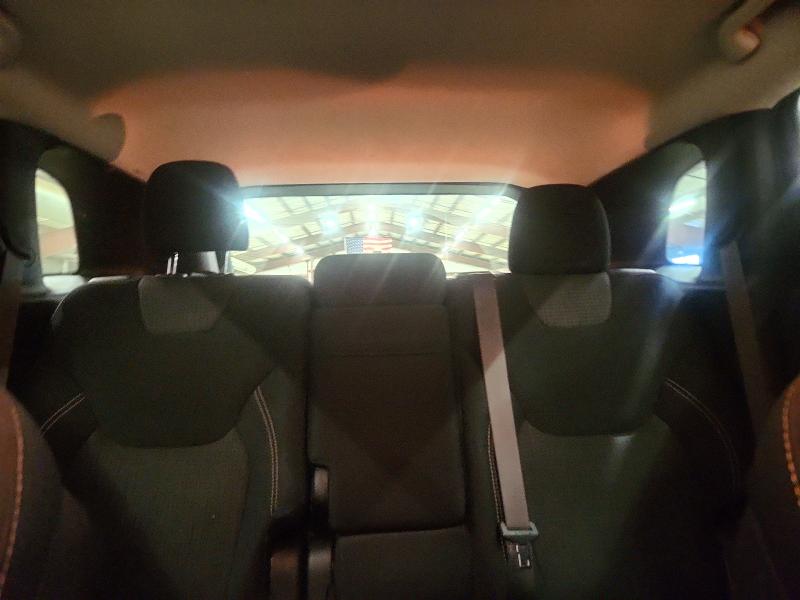 52891446 :رقم المزاد ، 1C4PJMCB3FW697315 vin ، 2015 Jeep Cherokee مزاد بيع
