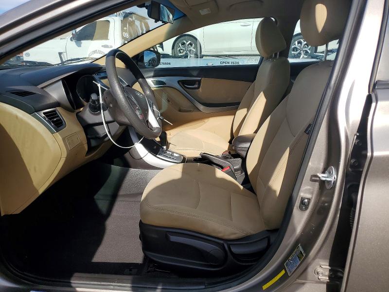 53606306 :رقم المزاد ، 5NPDH4AE8CH112502 vin ، 2012 Hyundai Elantra مزاد بيع