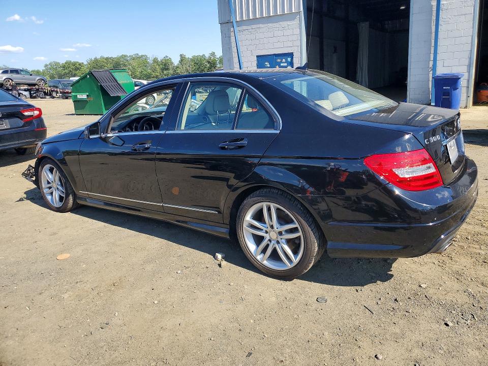 2012 Mercedes-benz C მანქანა იყიდება აუქციონზე, vin: WDDGF8BB0CR197011, აუქციონის ნომერი: 54556716