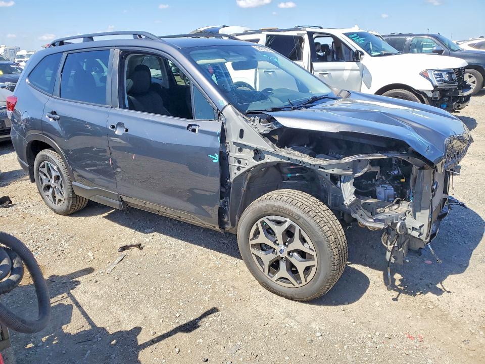 Продажа на аукционе авто 2023 Subaru Forester, vin: JF2SKADC6PH482192, номер лота: 52421006
