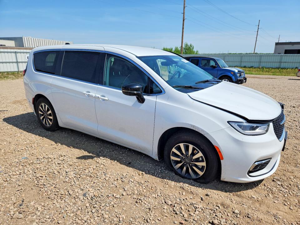 55005546 :رقم المزاد ، 2C4RC1S73RR118285 vin ، 2024 Chrysler Pacifica مزاد بيع