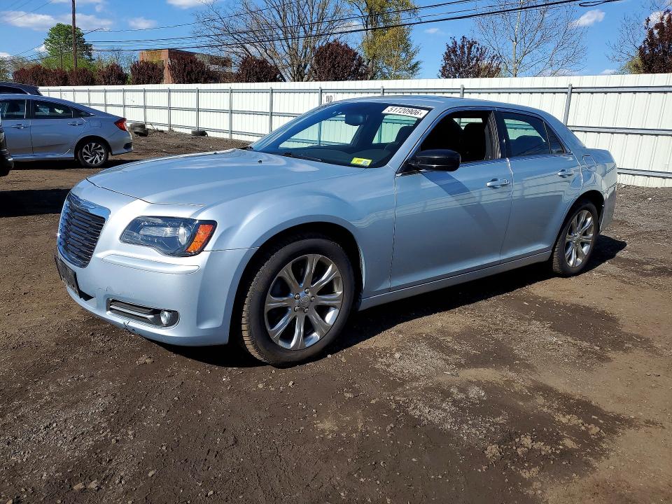 Auction sale of the 2013 Chrysler 300, vin: 2C3CCAGGXDH592011, lot number: 51720906