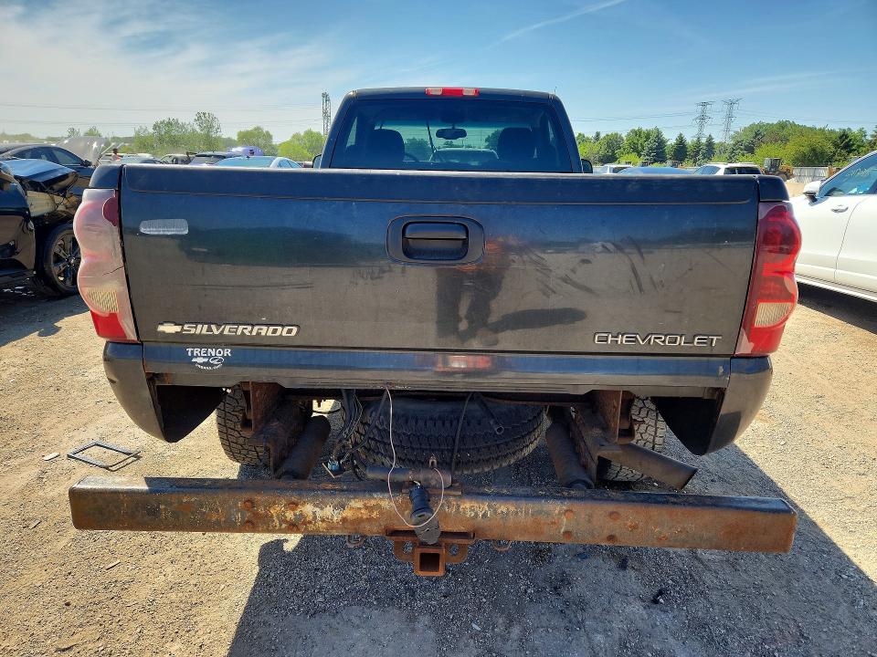 55216086 :رقم المزاد ، 1GCHK24U03Z228151 vin ، 2003 Chevrolet Silverado مزاد بيع