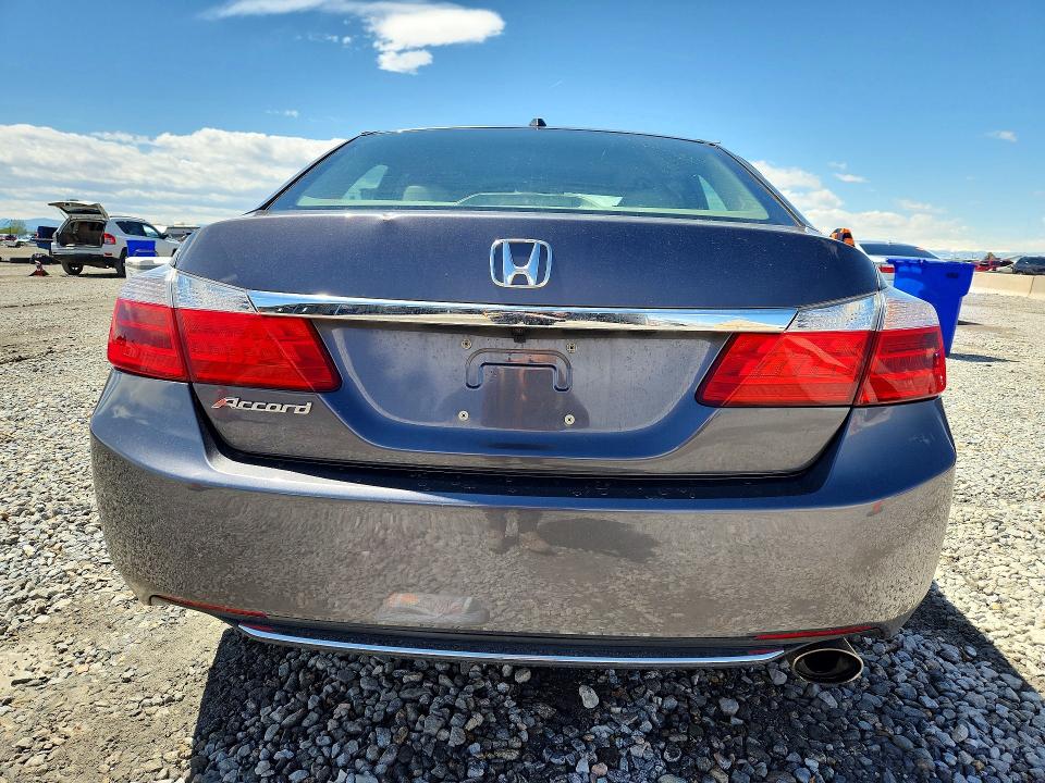 Продажа на аукционе авто 2015 Honda Accord, vin: 1HGCR2F88FA274692, номер лота: 52386276