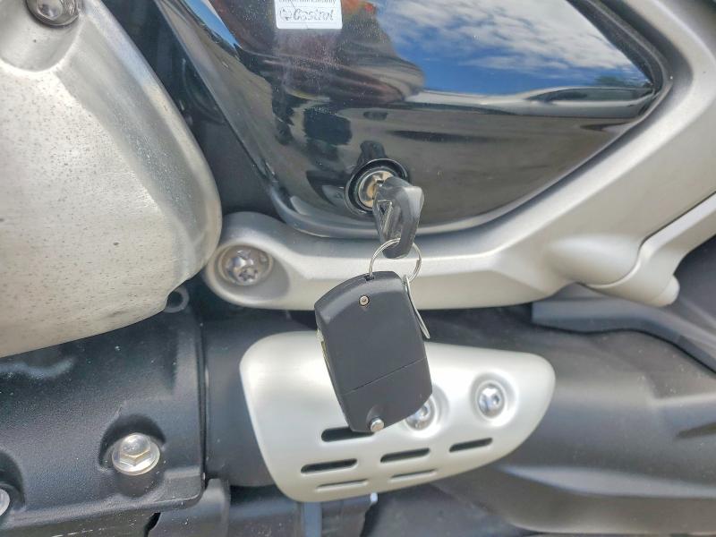 Продажа на аукционе авто 2022 Triumph Motorcycle Rocket 3, vin: SMTG10JX7NTBA0688, номер лота: 52921626