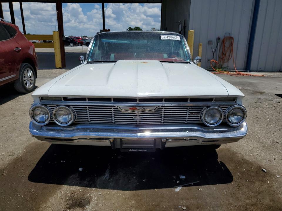 53798886 :رقم المزاد ، 11737L153934 vin ، 1961 Chevrolet Impala Ss مزاد بيع