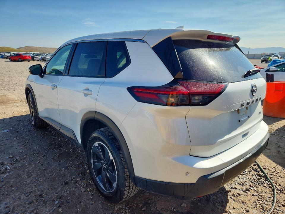 52881916 :رقم المزاد ، 5N1BT3BB1SC765988 vin ، 2025 Nissan Rogue مزاد بيع
