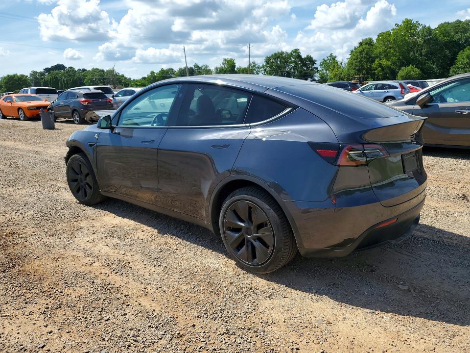 2025 Tesla Model Y მანქანა იყიდება აუქციონზე, vin: 7SAYGDED0SF319813, აუქციონის ნომერი: 54106686