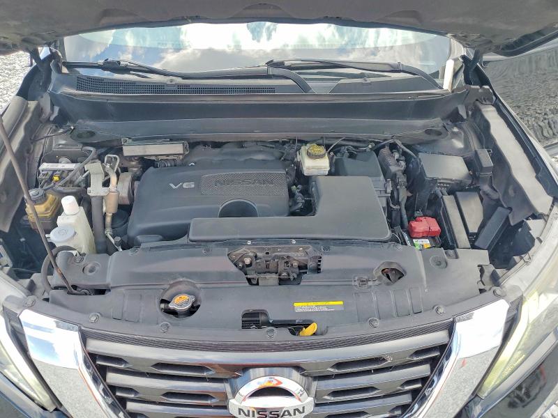 53102076 :رقم المزاد ، 5N1DR2MM1HC697135 vin ، 2017 Nissan Pathfinder مزاد بيع