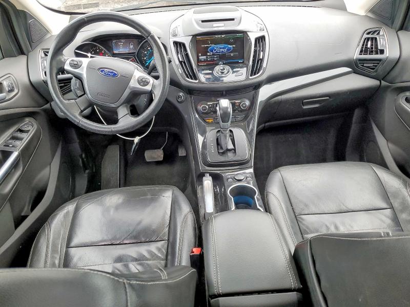 2015 Ford Escape მანქანა იყიდება აუქციონზე, vin: 1FMCU9JX4FUA55646, აუქციონის ნომერი: 52999066