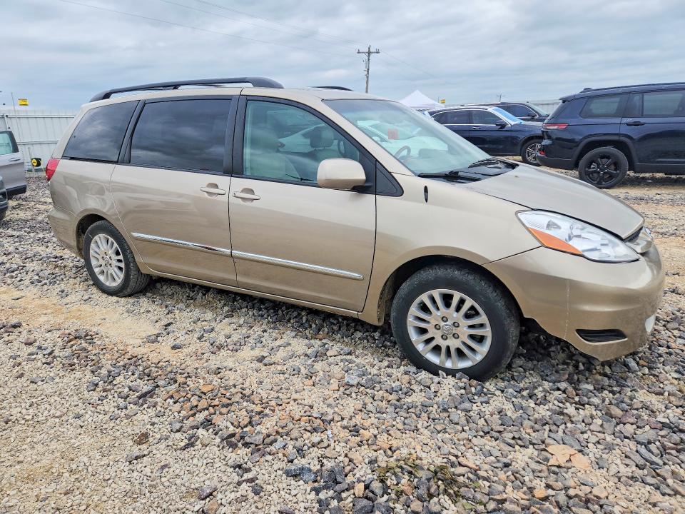 54718816 :رقم المزاد ، 5TDZK22C07S066592 vin ، 2007 Toyota Sienle/xle مزاد بيع
