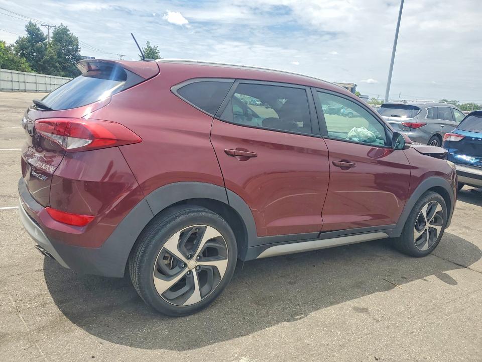 52552256 :رقم المزاد ، KM8J33A20HU355117 vin ، 2017 Hyundai Tucson مزاد بيع