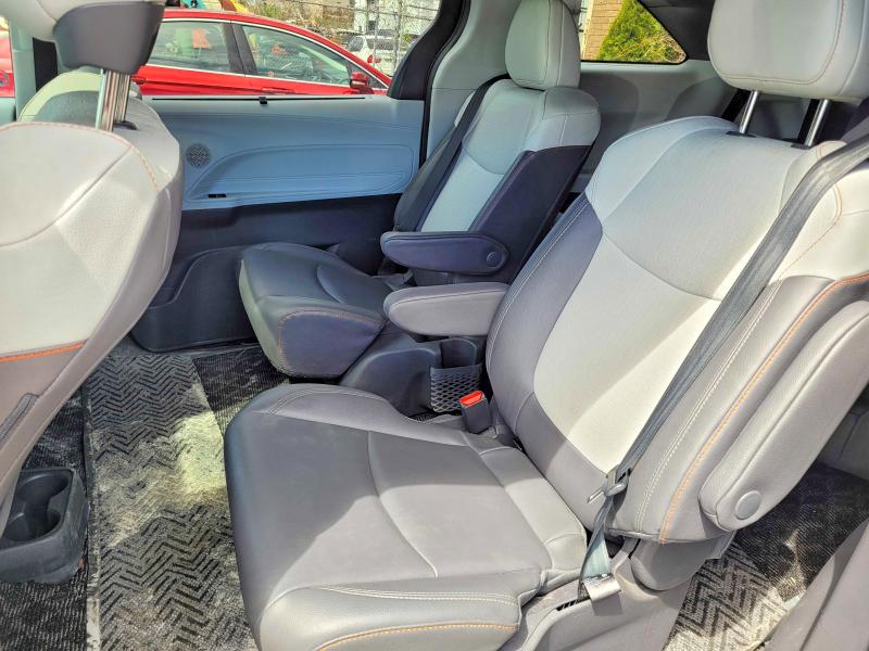 2021 Toyota Sienna მანქანა იყიდება აუქციონზე, vin: 5TDGRKEC7MS018548, აუქციონის ნომერი: 53567756