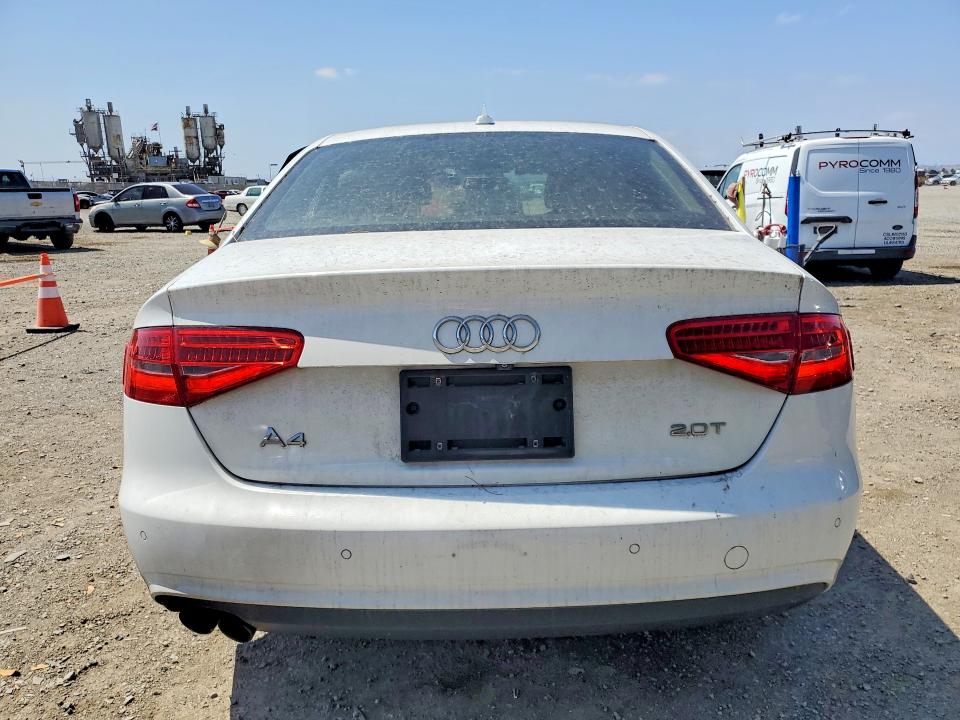 2013 Audi A4 მანქანა იყიდება აუქციონზე, vin: WAUEFAFL2DN018940, აუქციონის ნომერი: 53482276