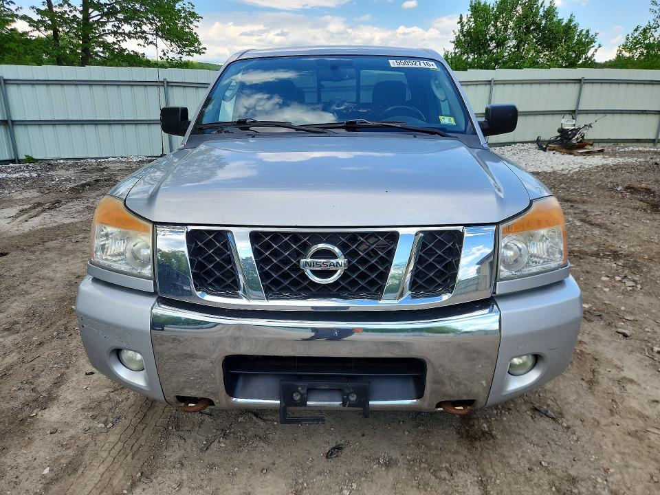 55052716 :رقم المزاد ، 1N6AA0CC9AN318501 vin ، 2010 Nissan Titan مزاد بيع