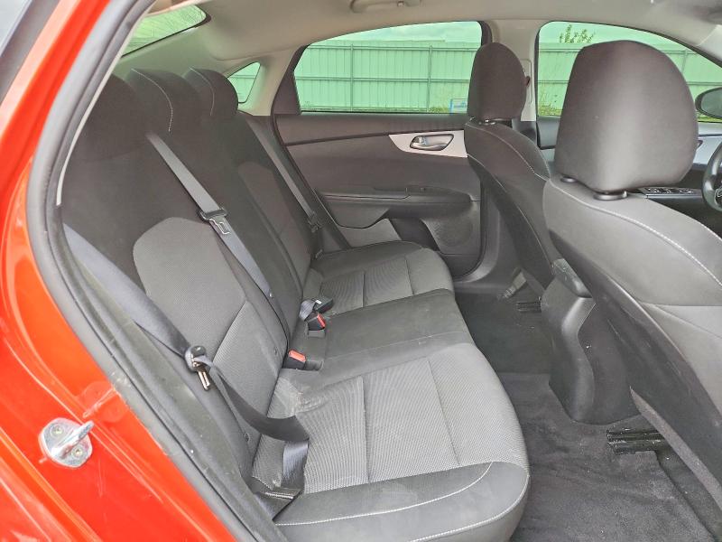 52435196 :رقم المزاد ، 3KPF24AD8NE490375 vin ، 2022 Kia Forte مزاد بيع