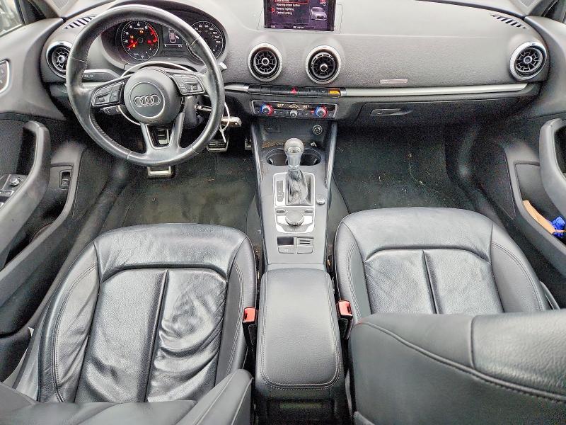 Продажа на аукционе авто 2018 Audi A3, vin: WAUAUGFF6J1045871, номер лота: 54779286