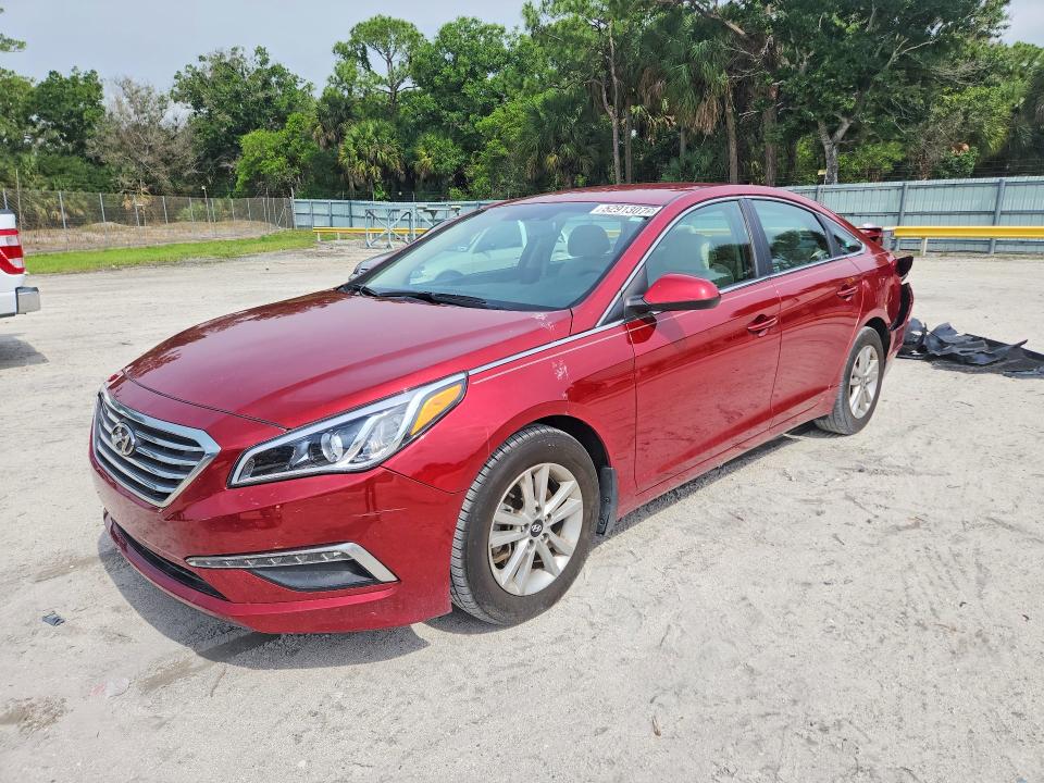 52913076 :رقم المزاد ، 5NPE24AF2FH206071 vin ، 2015 Hyundai Sonata مزاد بيع