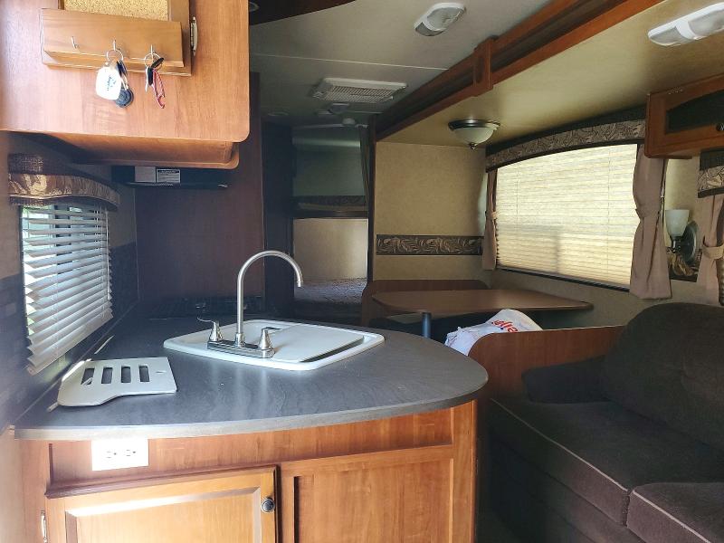 2013 Jayco Trailer მანქანა იყიდება აუქციონზე, vin: 1UJBJ0BP1D14C0085, აუქციონის ნომერი: 52863046