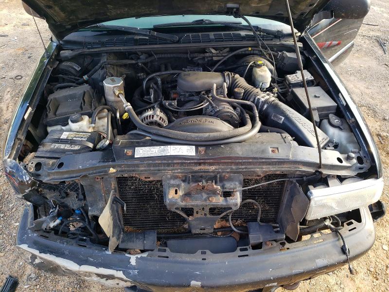 52001936 :رقم المزاد ، 1GCDT13XX3K124681 vin ، 2003 Chevrolet S10 مزاد بيع