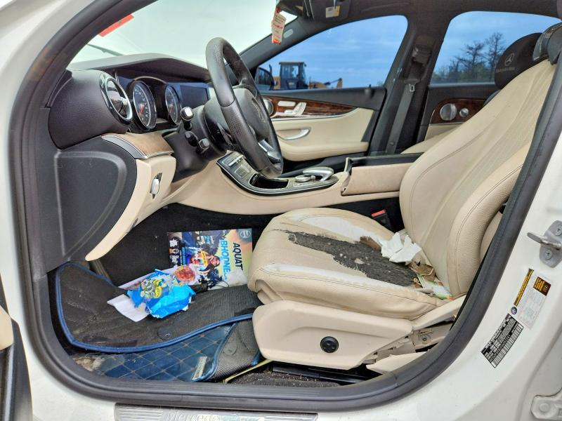 55242376 :رقم المزاد ، WDDZF4KB6HA052241 vin ، 2017 Mercedes-benz E مزاد بيع