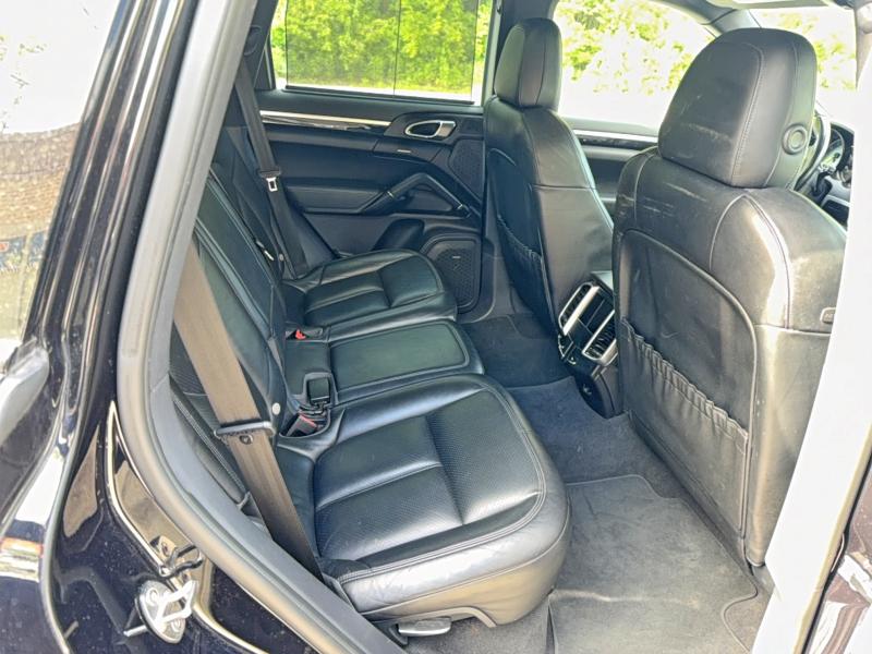 Продаж на аукціоні авто 2016 Porsche Cayenne, vin: WP1AE2A29GLA17811, номер лоту: 53825736