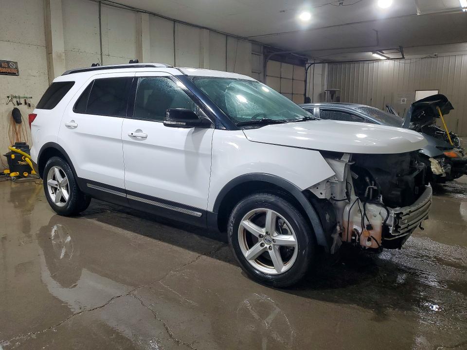 54527306 :رقم المزاد ، 1FM5K7D83JGB96660 vin ، 2018 Ford Explorer مزاد بيع