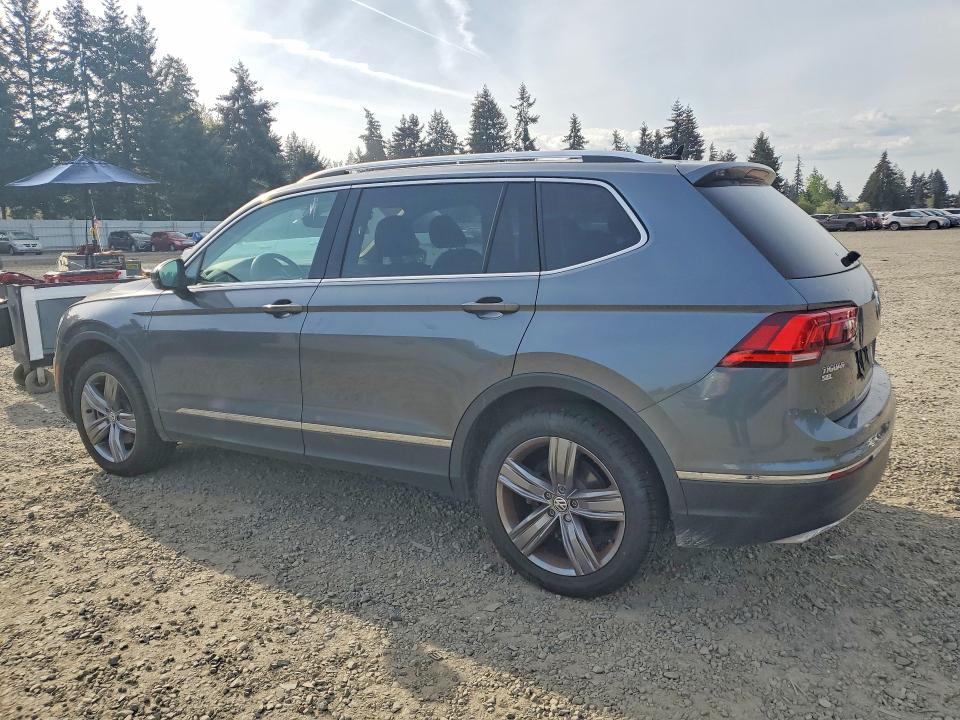 Продажа на аукционе авто 2020 Volkswagen Tiguan, vin: 3VV2B7AX1LM058757, номер лота: 51908726