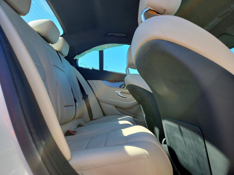 Продажа на аукционе авто 2018 Mercedes-benz C, vin: 55SWF4KB3JU239073, номер лота: 52693076