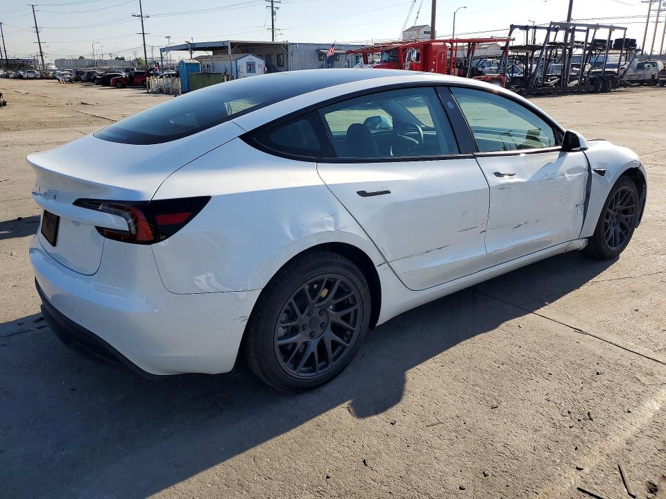 2025 Tesla Model 3 მანქანა იყიდება აუქციონზე, vin: 5YJ3E1EAXSF914640, აუქციონის ნომერი: 54529096