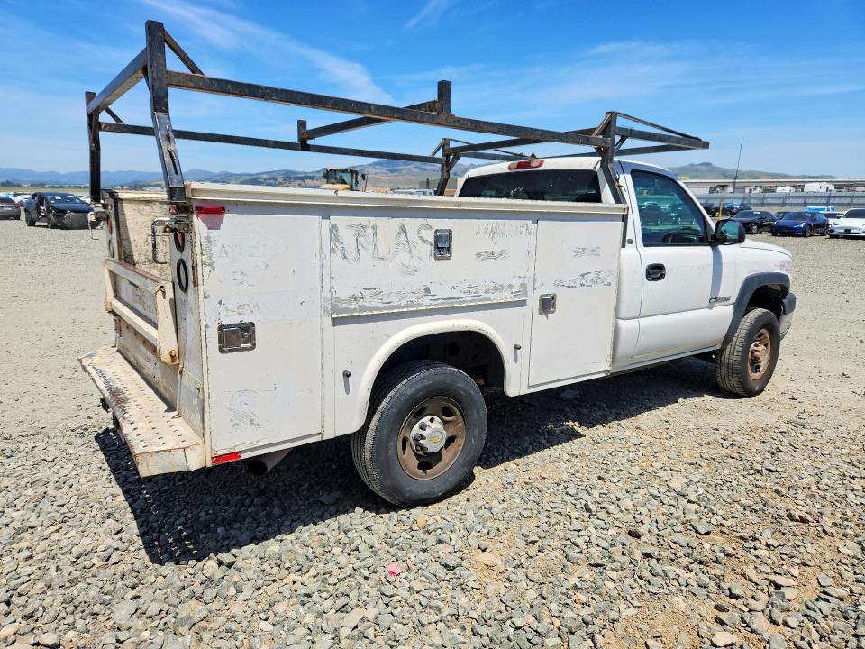 53289576 :رقم المزاد ، 1GBHC24U75E215697 vin ، 2005 Chevrolet Silverado مزاد بيع