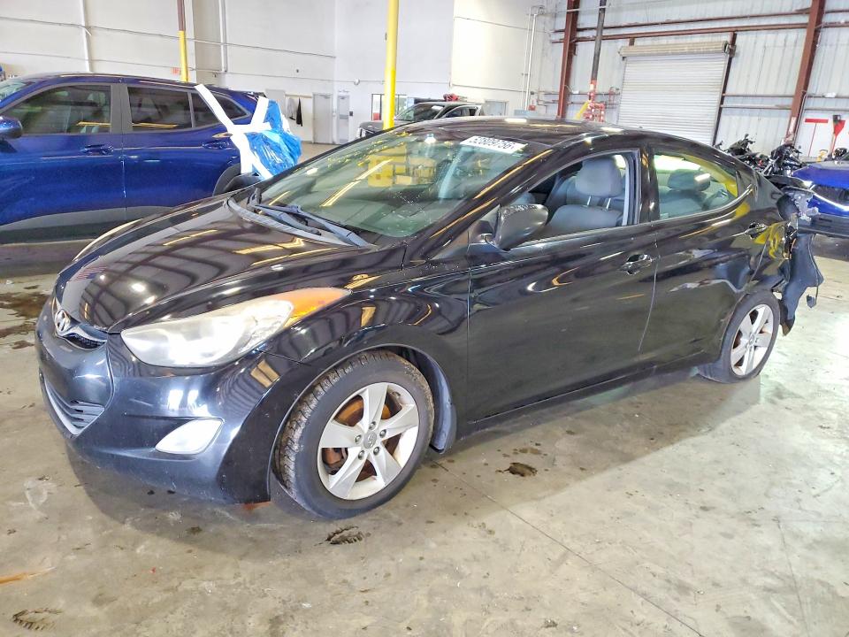 52809756 :رقم المزاد ، KMHDH4AE3DU962735 vin ، 2013 Hyundai Elantra مزاد بيع
