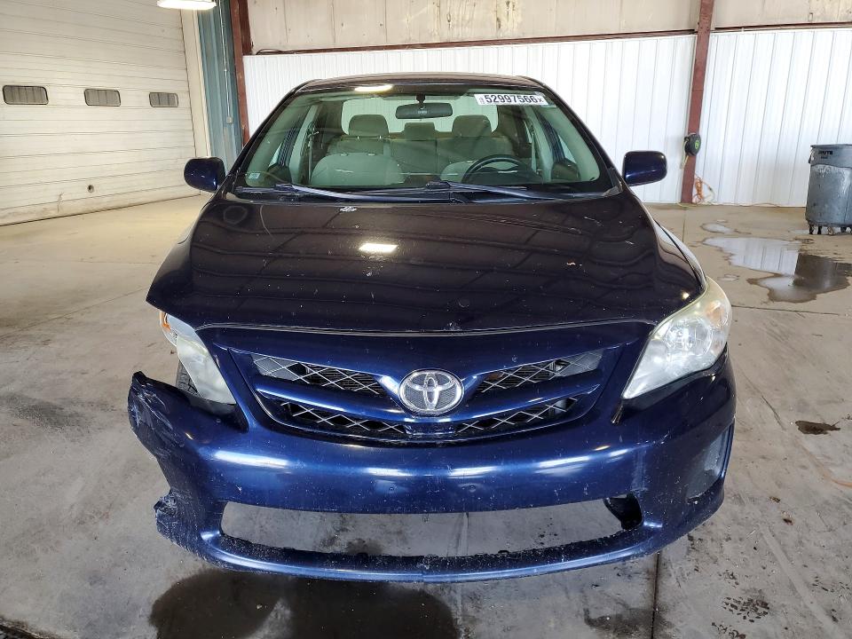 52997566 :رقم المزاد ، 2T1BU4EE7CC887521 vin ، 2012 Toyota Corolla مزاد بيع