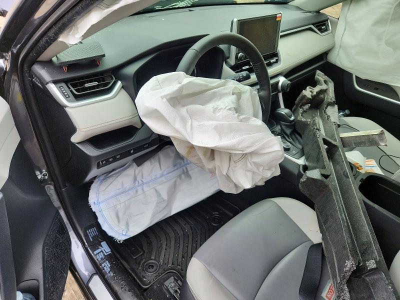 Продаж на аукціоні авто 2025 Toyota Rav4, vin: JTMB6RFV5SD164998, номер лоту: 53913806