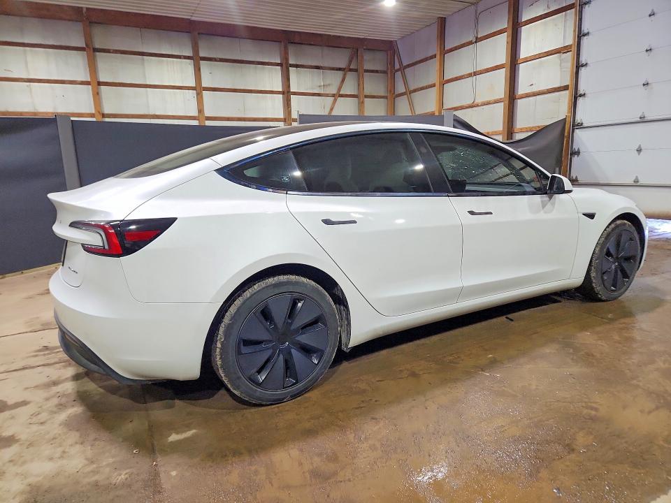 2025 Tesla Model 3 მანქანა იყიდება აუქციონზე, vin: 5YJ3E1EB3SF914892, აუქციონის ნომერი: 51669546