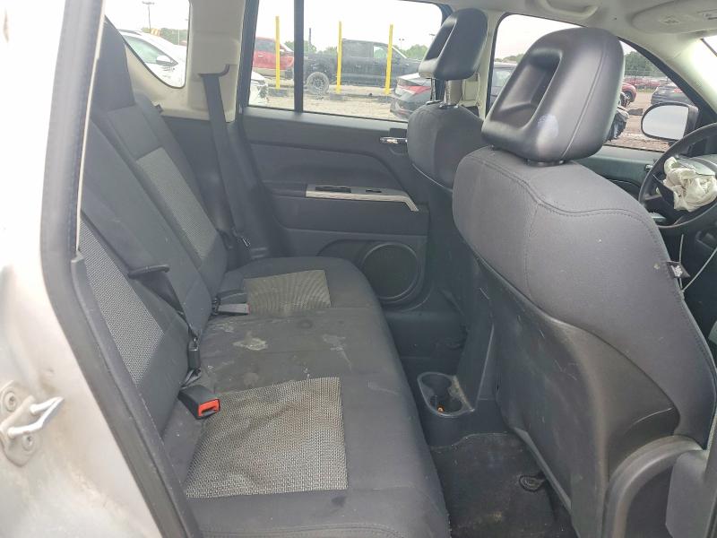 52471546 :رقم المزاد ، 1J8FT47058D783358 vin ، 2008 Jeep Compass مزاد بيع