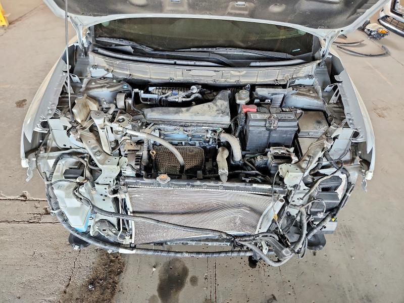 53669516 :رقم المزاد ، 5N1AT2MTXLC812688 vin ، 2020 Nissan Rogue مزاد بيع