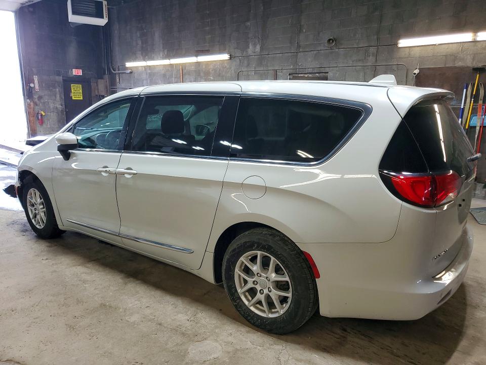Продажа на аукционе авто 2017 Chrysler Pacifica, vin: 2C4RC1CG1HR665570, номер лота: 53553626