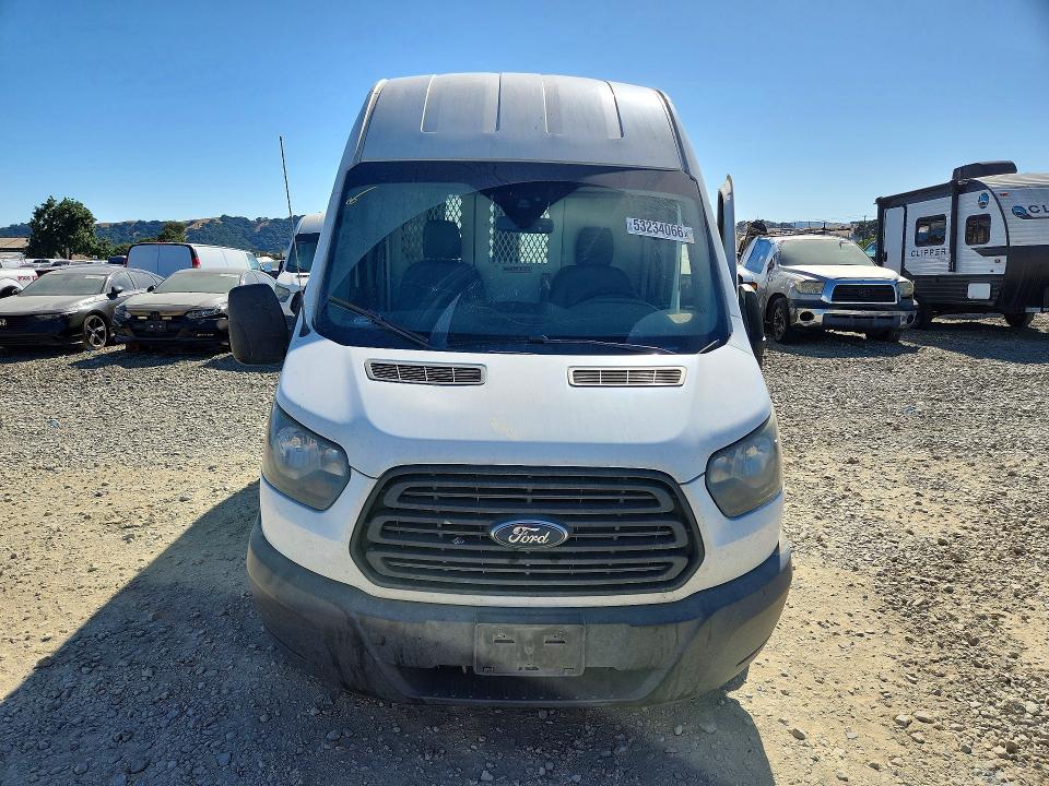 2017 Ford Transit მანქანა იყიდება აუქციონზე, vin: 1FTYR2XM4HKA08552, აუქციონის ნომერი: 53234066