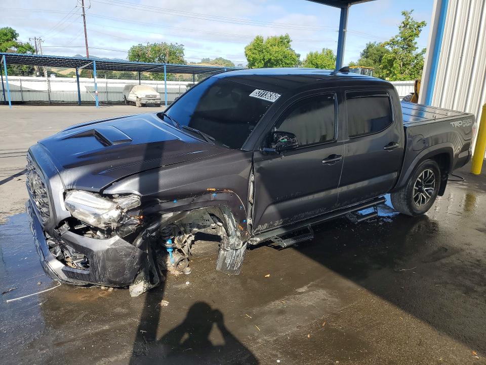53113636 :رقم المزاد ، 3TMCZ5AN7PM636867 vin ، 2023 Toyota Tacoma مزاد بيع